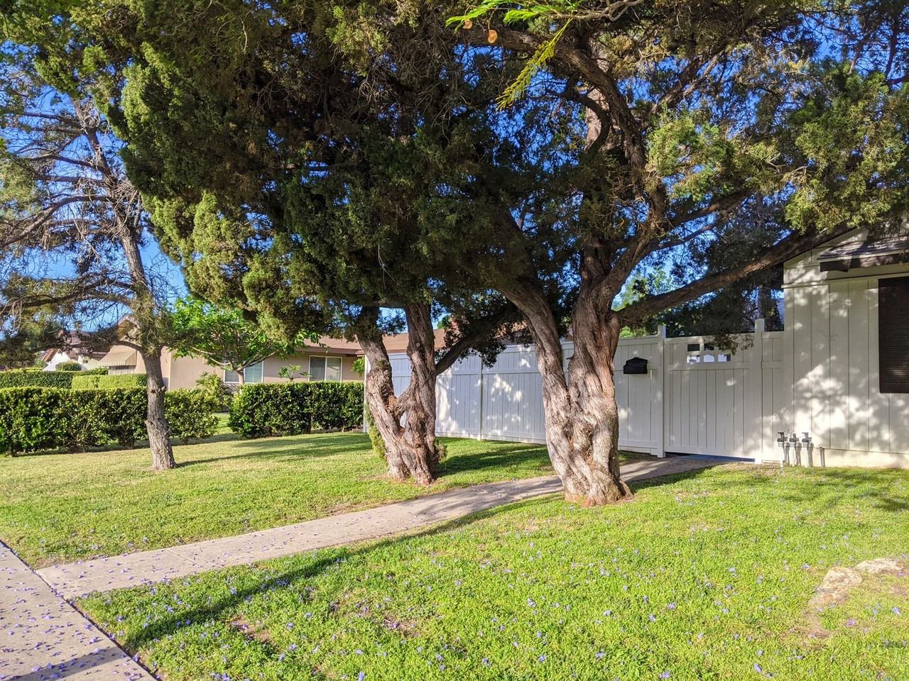 Fallbrook 7945-7947 - Photo 2 of 14