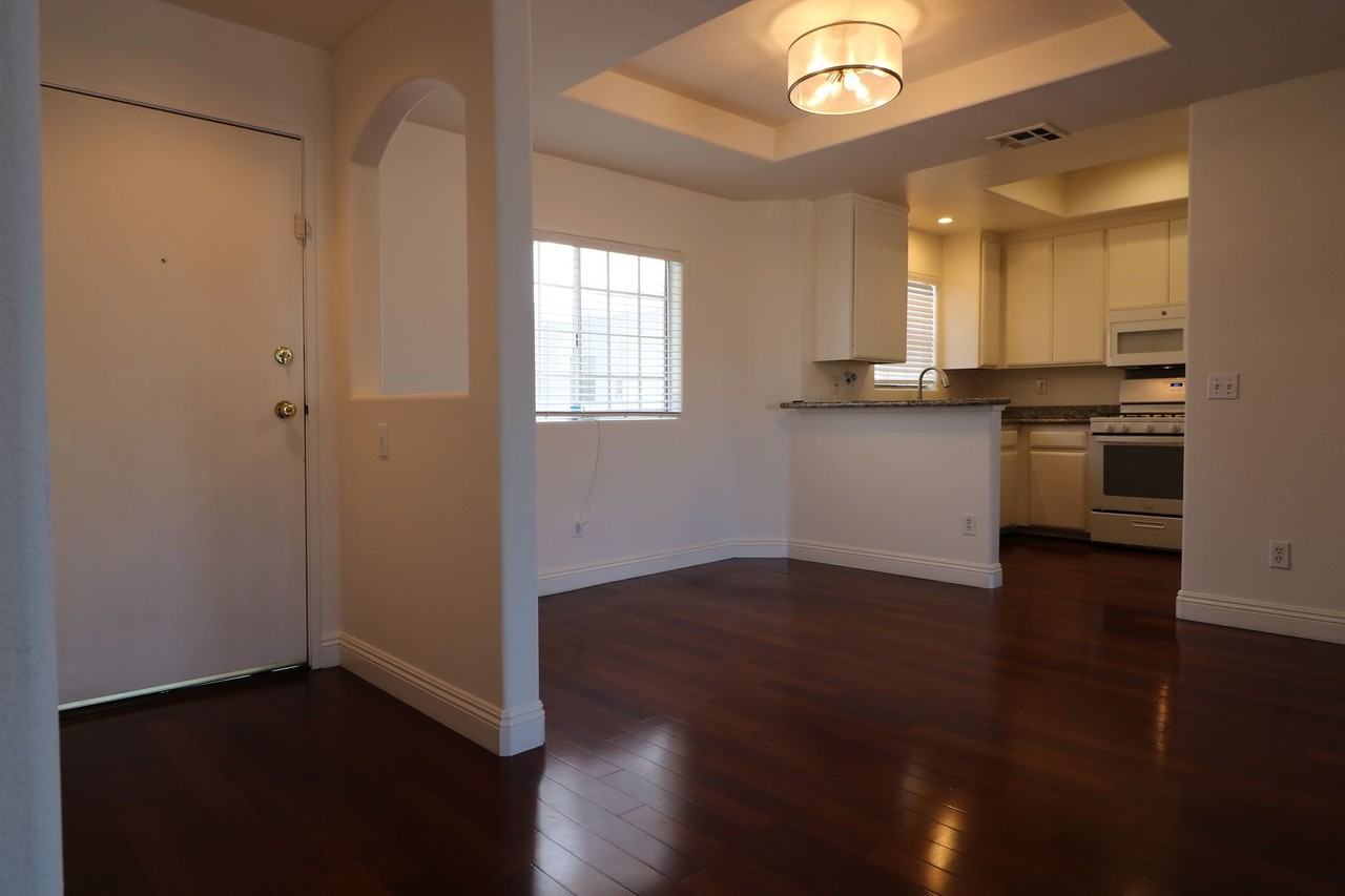 4455 Hazeltine Ave #207 - Photo 7 of 47