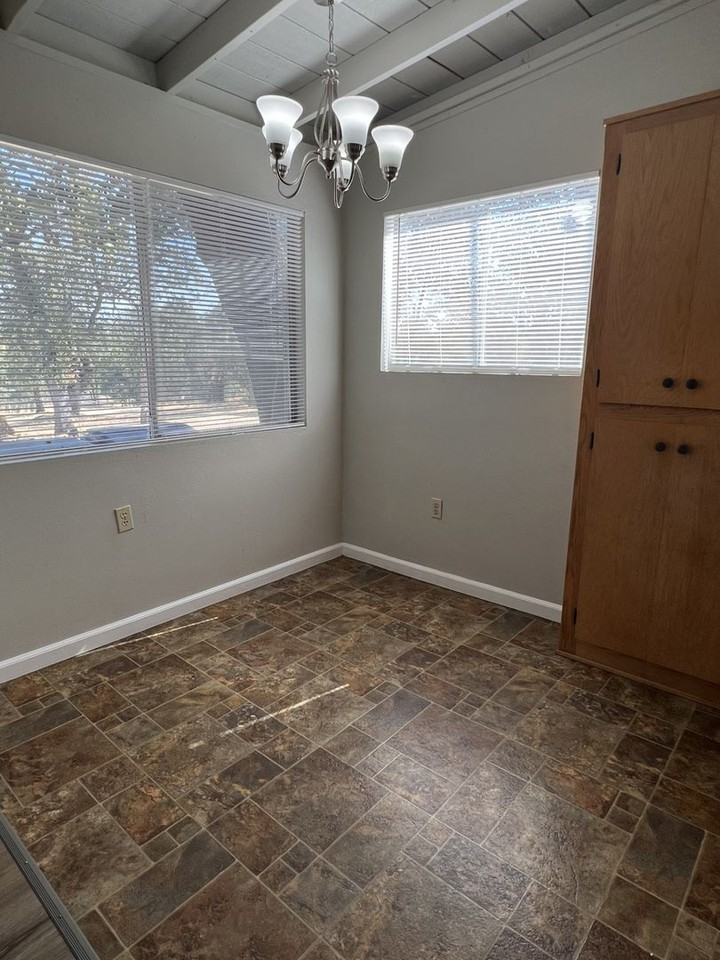 10220 Old Oregon Trl - Photo 3 of 12