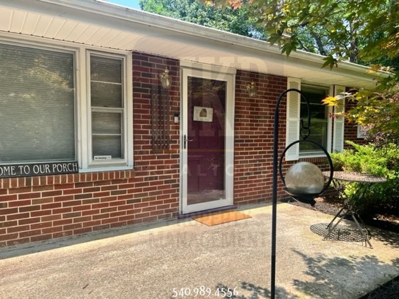 3203 Ledgewood Ave - Photo 2 of 32