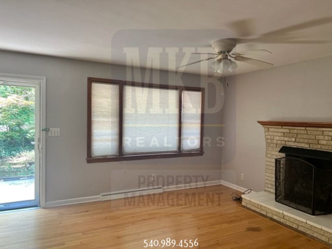 3203 Ledgewood Ave - Photo 5 of 32