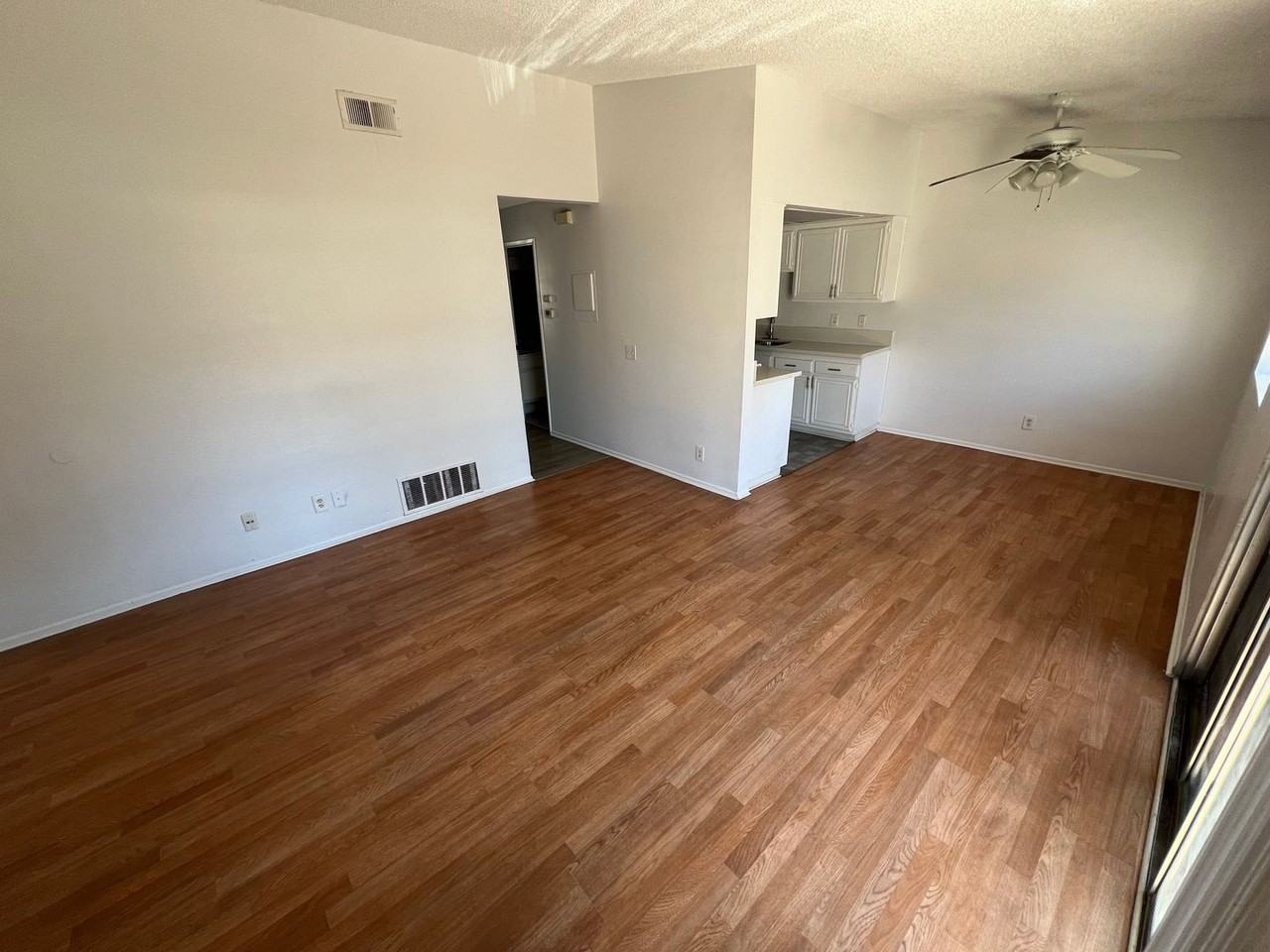 1251 S Meadow Ln - Photo 3 of 18