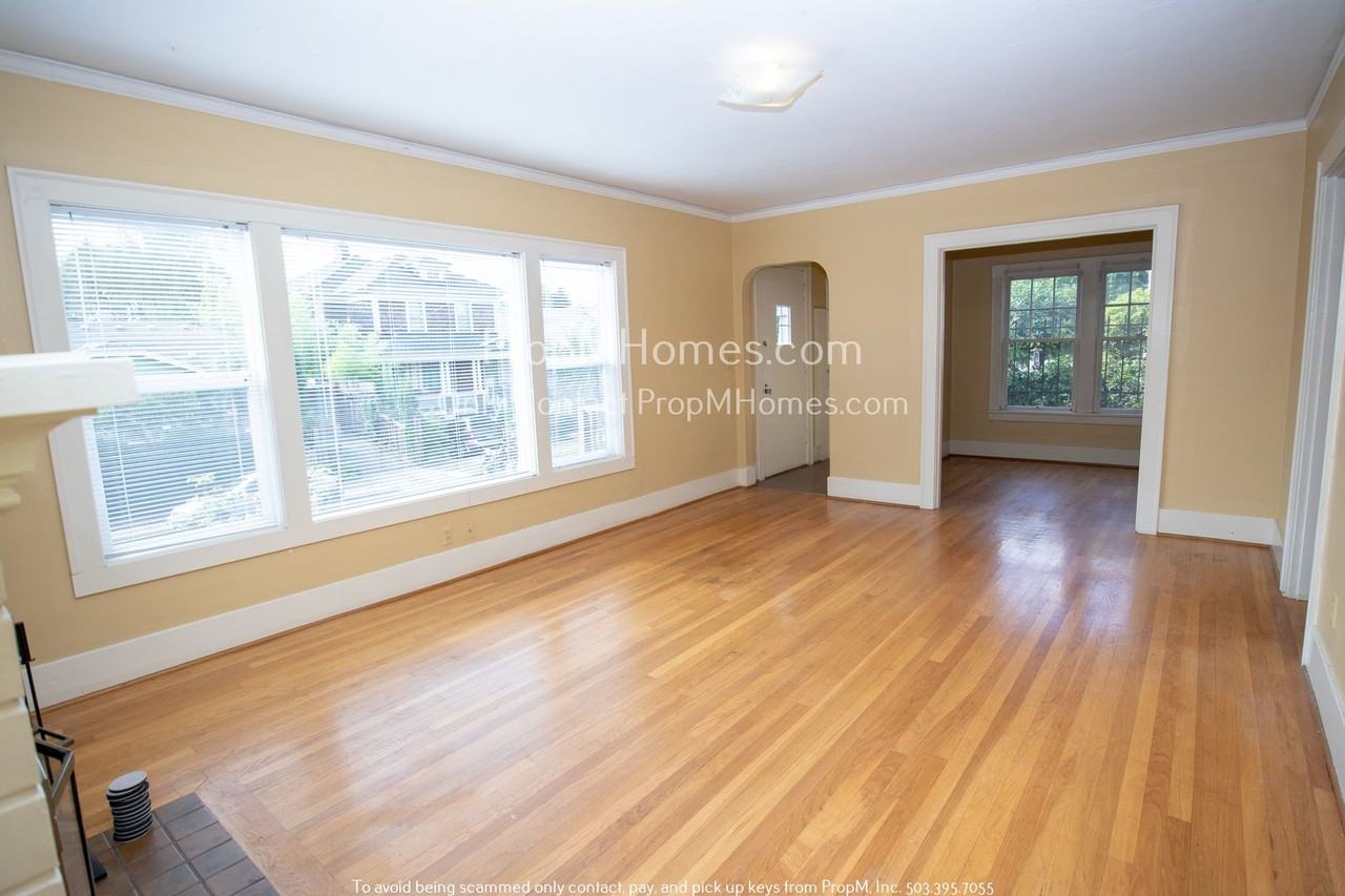 3406 Se 28th Pl - Photo 2 of 13