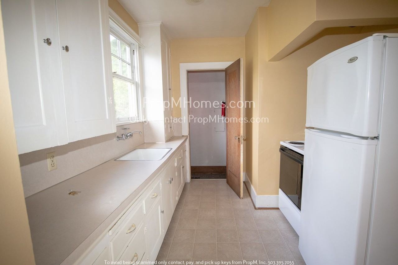 3406 Se 28th Pl - Photo 7 of 13