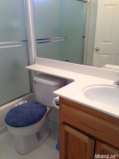 375 Coventry Cir - Photo 7 of 12