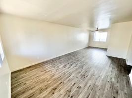 featured image of 3105 E 6th St