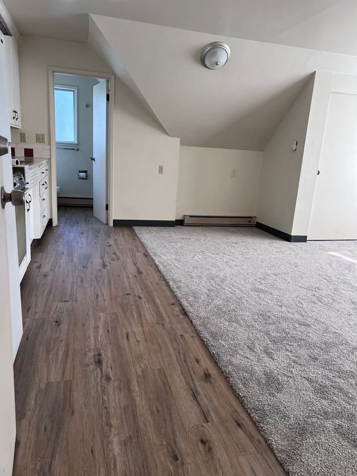 9827 270th St Nw #5 - Photo 3 of 13