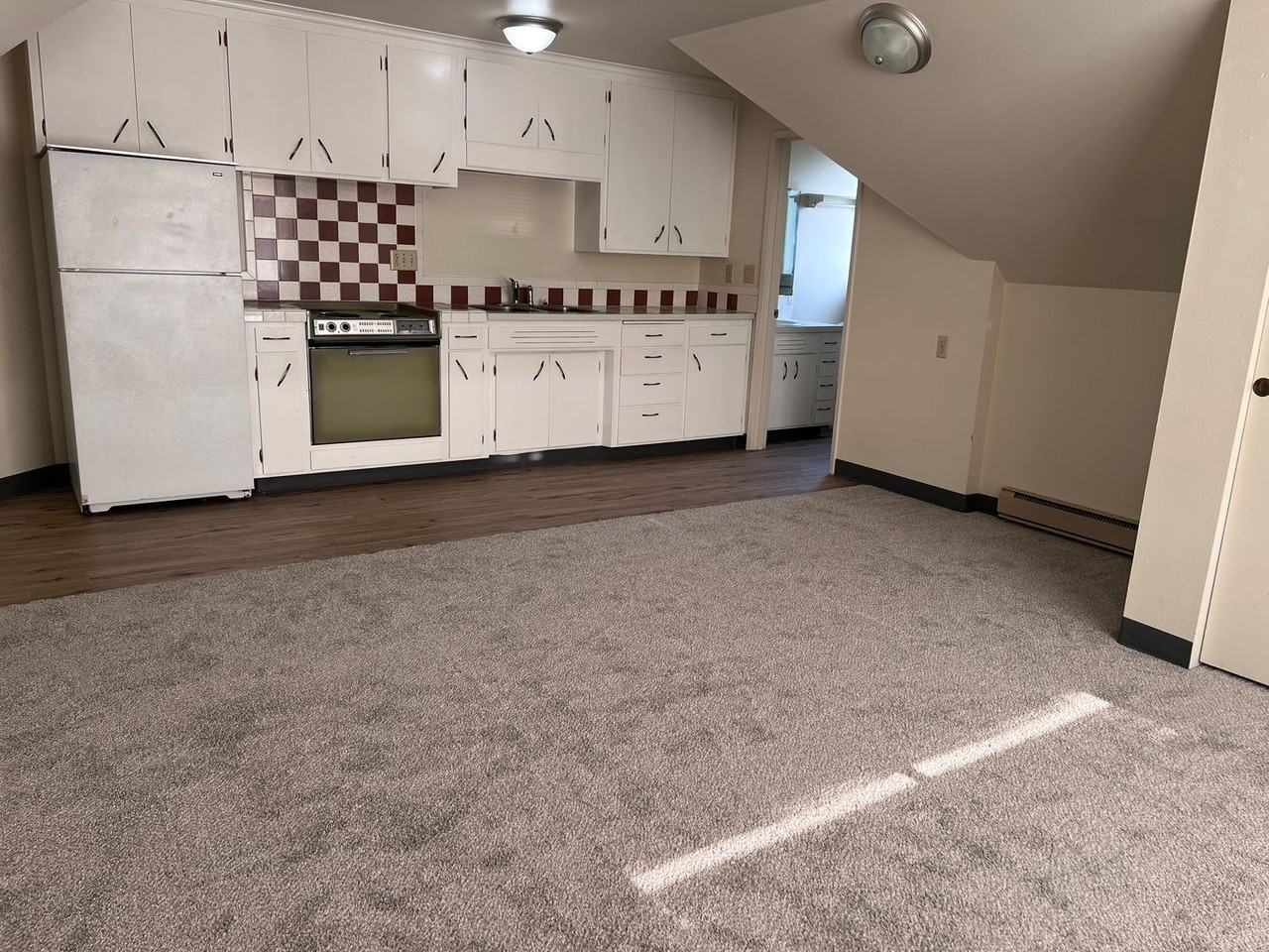 9827 270th St Nw #5 - Photo 7 of 13