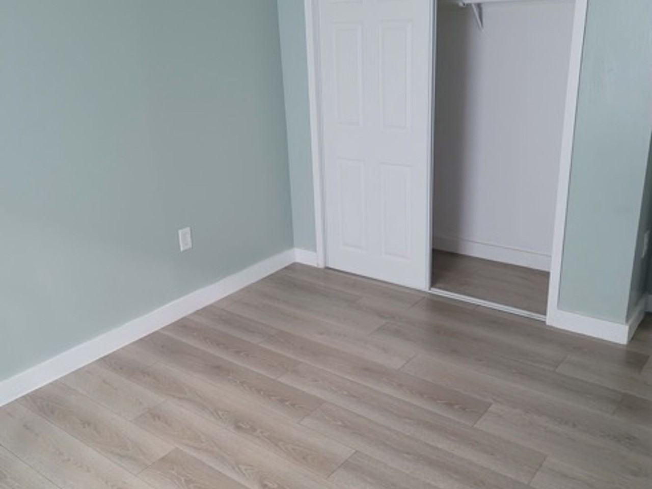 190 Dwight St - Photo 5 of 19