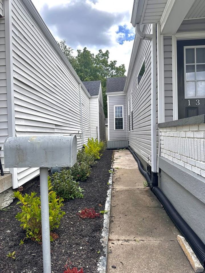 1313 Mchenry St - Photo 2 of 21