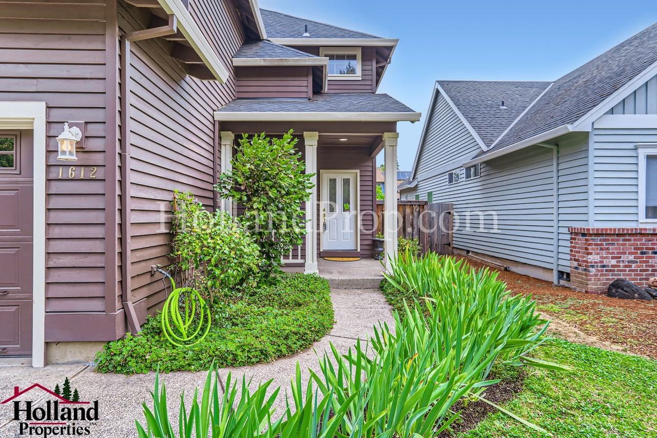1612 Ne Parkside Dr - Photo 4 of 28
