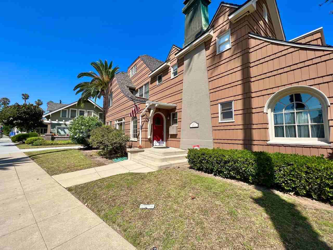 2801 E 2nd St - Photo 2 of 21