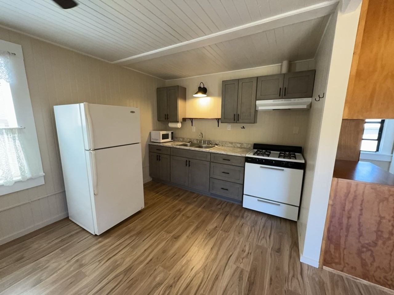 166 Wildwood Ave - Photo 3 of 14