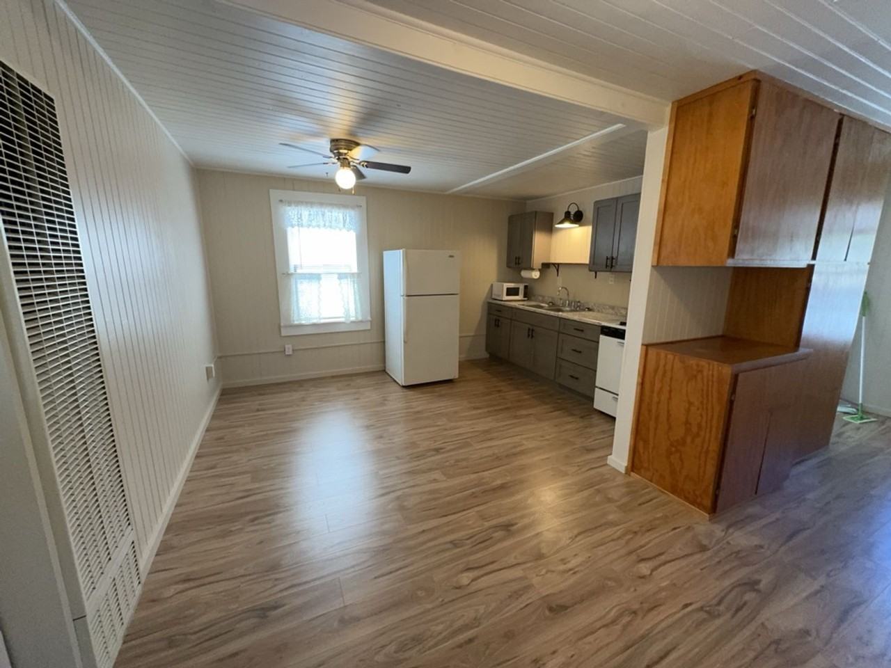 166 Wildwood Ave - Photo 4 of 14