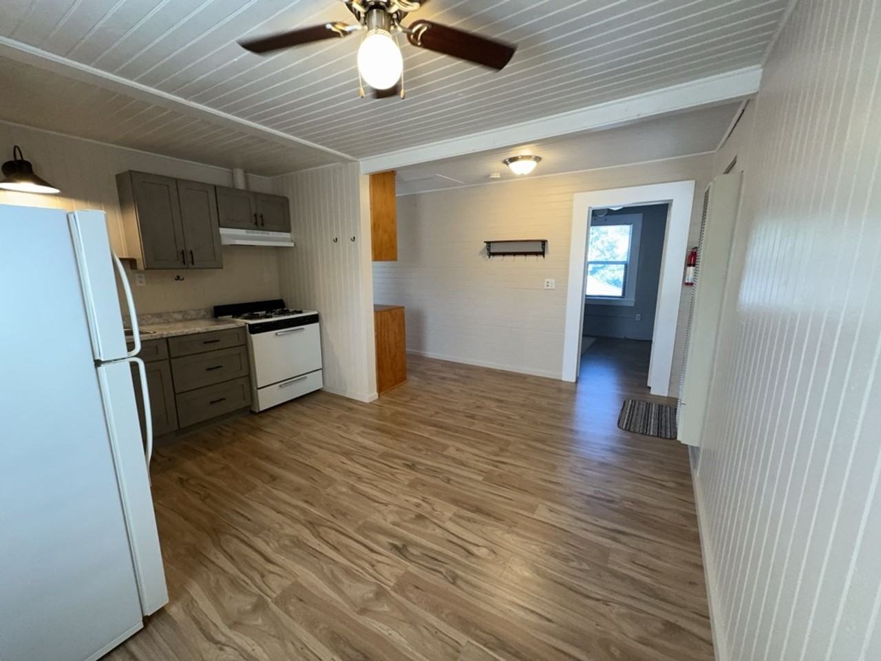 166 Wildwood Ave - Photo 5 of 14