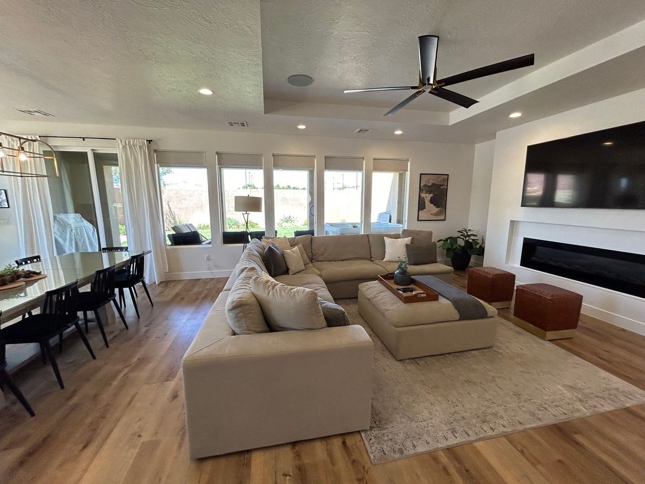 1402 W Shinnecock Cir - Photo 6 of 50