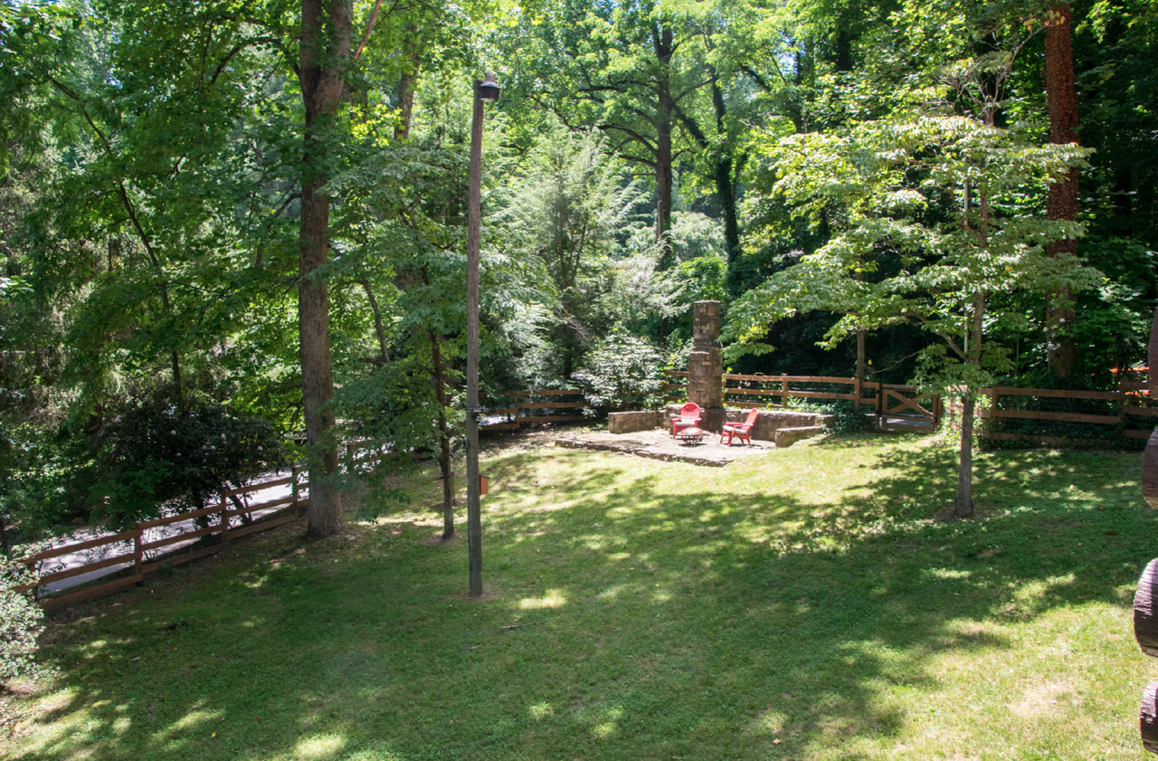 117 Lake Dr - Photo 5 of 28