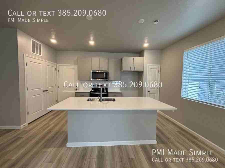 124 N Colonnade Rd - Photo 2 of 22