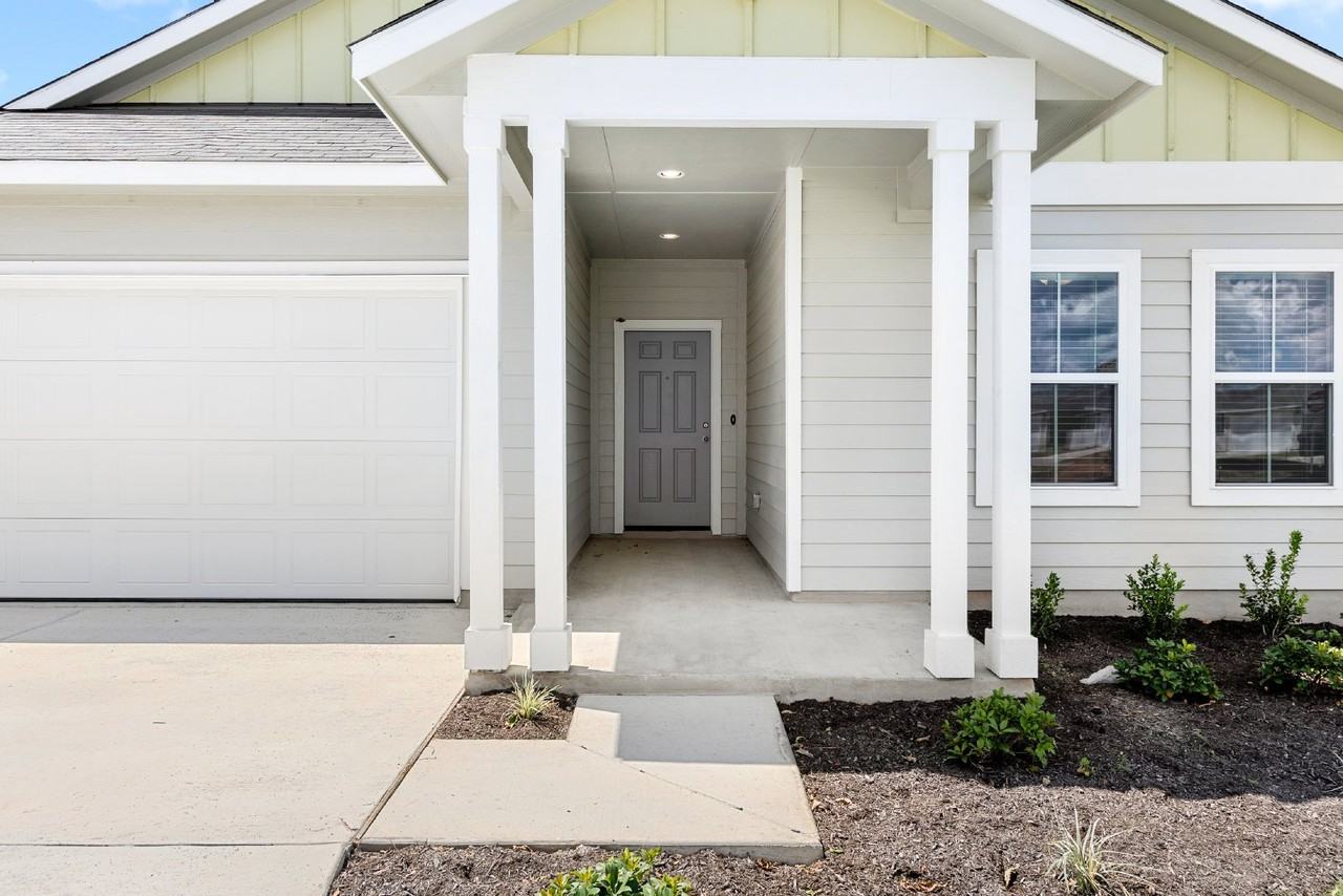 291 Chesterfield Dr - Photo 3 of 33