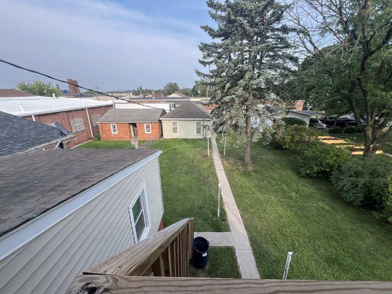 417 E Middle St #2ndFL - Photo 2 of 8