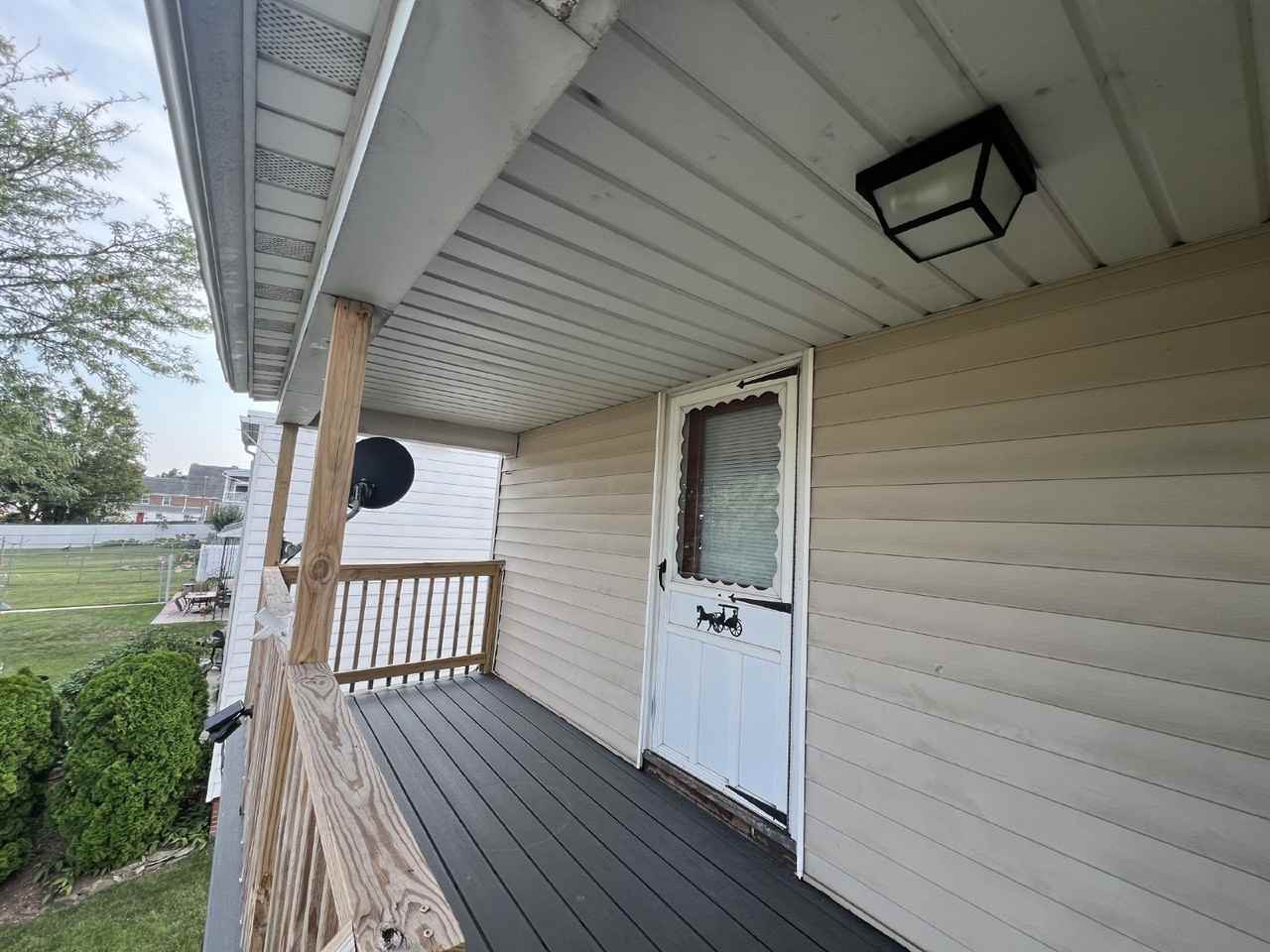 417 E Middle St #2ndFL - Photo 3 of 8