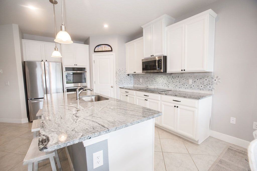 1551 Tanoan Dr - Photo 2 of 29