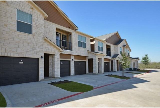 Oxford at Iron Horse - Photo 7 of 22