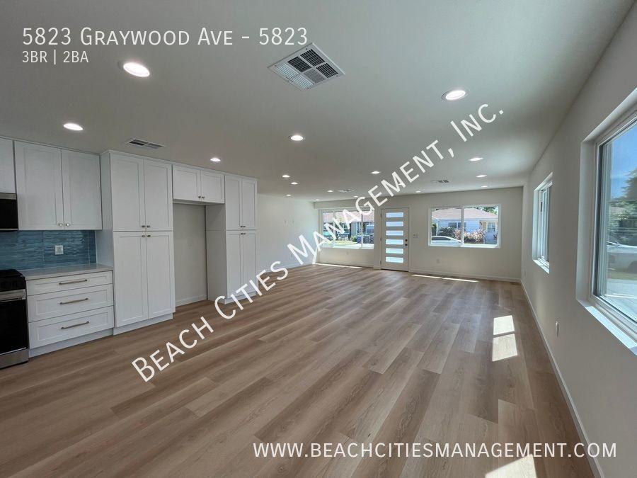 5823 Graywood Ave #5823 - Photo 3 of 36