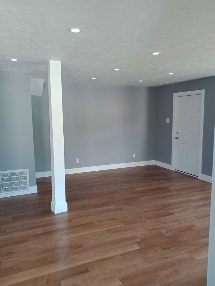 211 Central Ave #1 - Photo 7 of 15