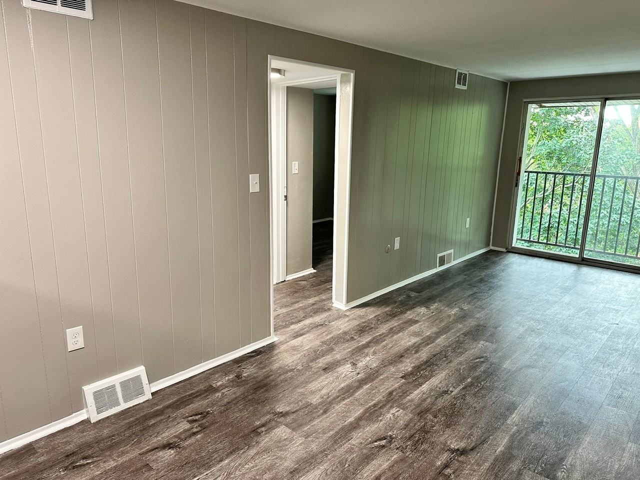 514 Guyasuta Rd #5 - Photo 3 of 11