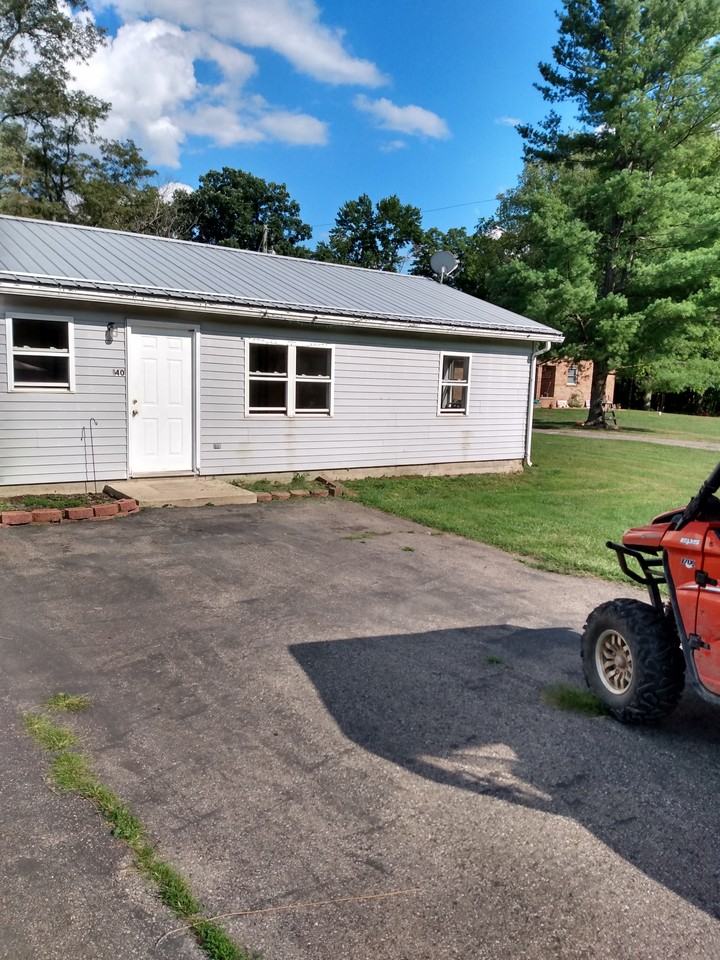 140 Fair Oaks Dr #140 - Photo 2 of 13