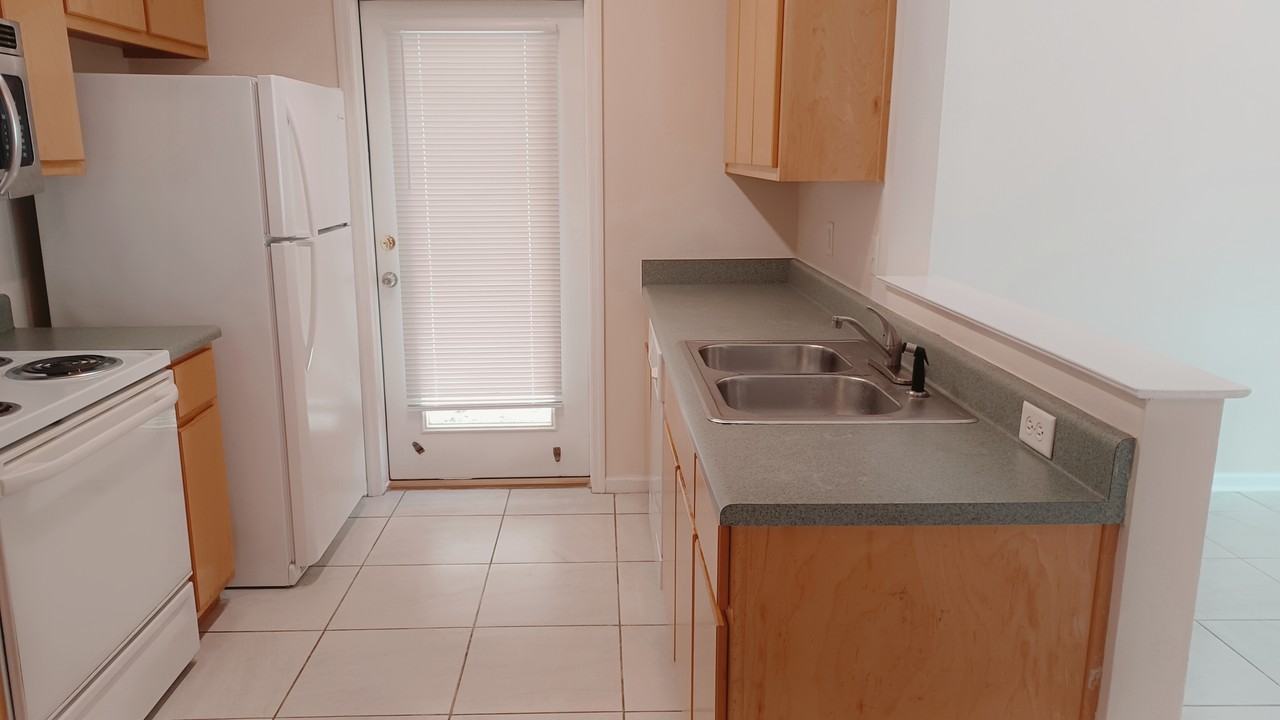 3189 Allison Marie Ct #1 - Photo 5 of 19