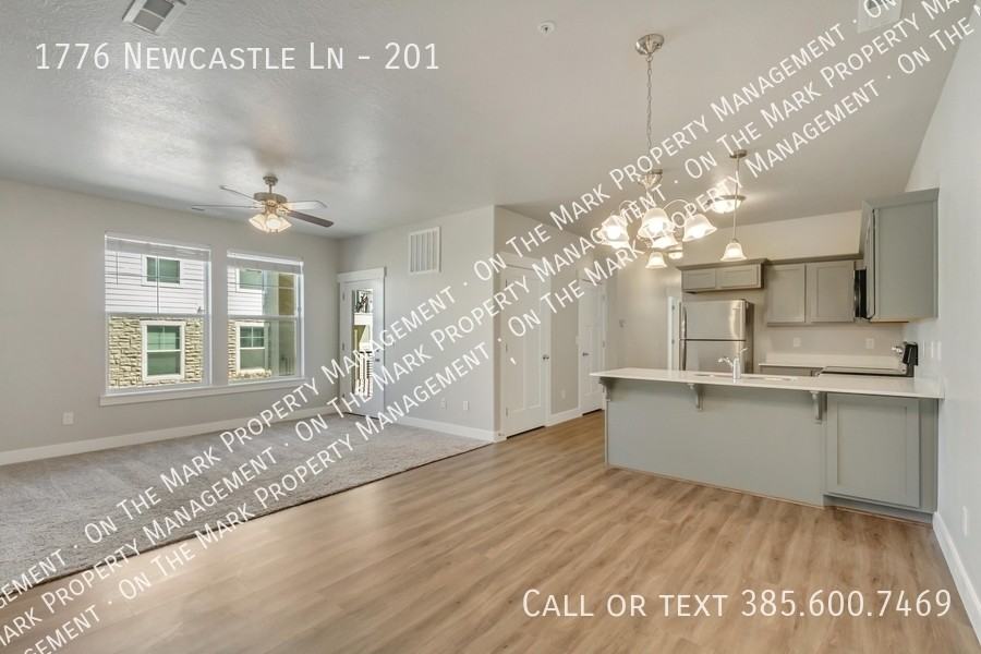 1776 W Newcastle Ln #201 - Photo 5 of 28