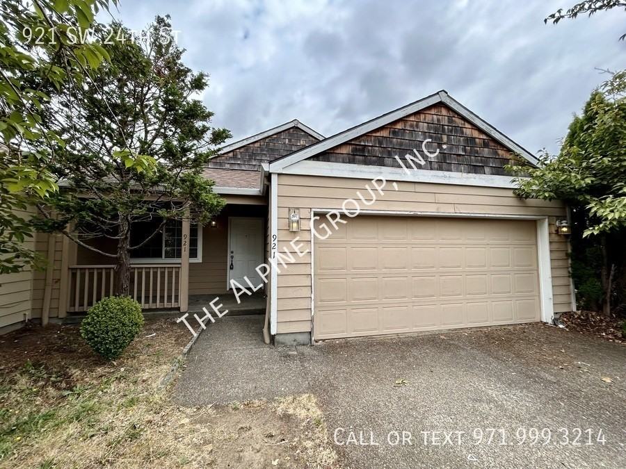 921 Sw 24th St - Photo 2 of 30