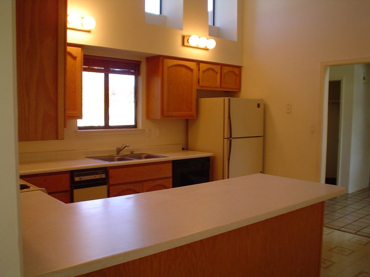 8512 Liberty Drive Northeast - Photo 3 of 17