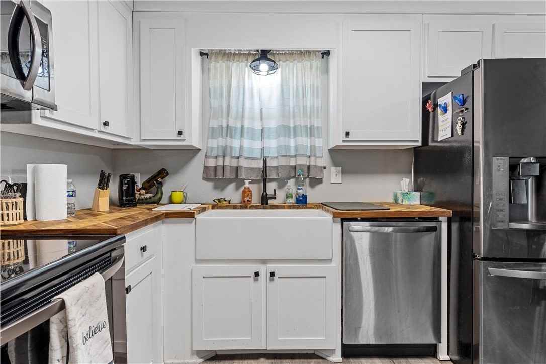 256 Candyce Drive, Unit 4 - Photo 6 of 9