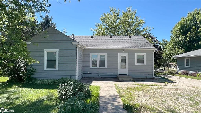 212 S 14th St - Photo 3 of 16