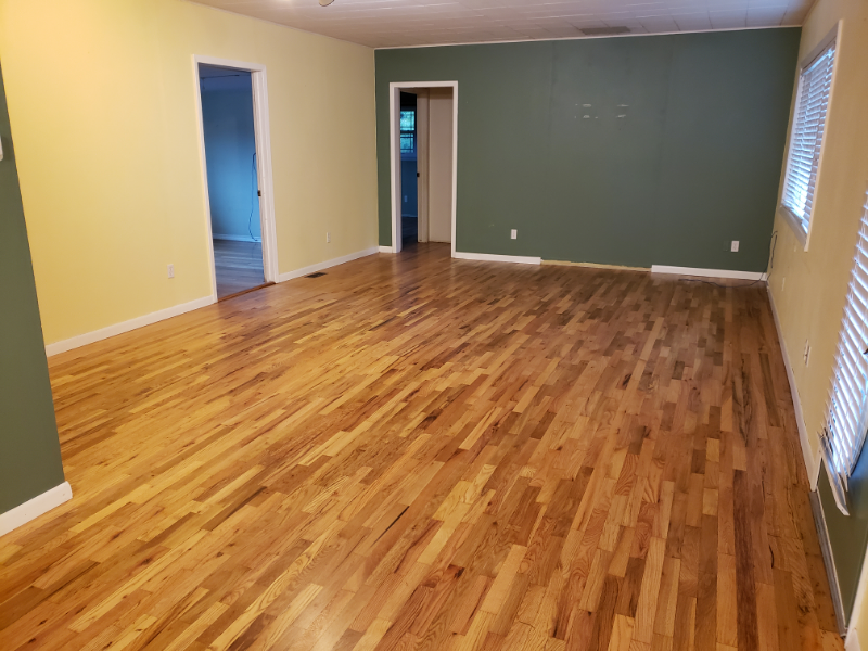 405 Nw Lewisburg Ave - Photo 2 of 18