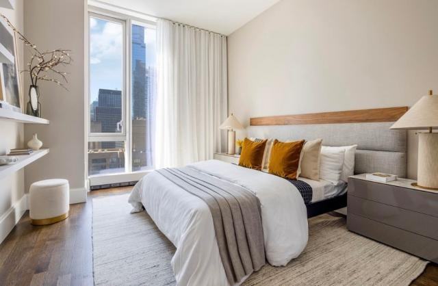 217 W 57th St - Photo 2 of 20