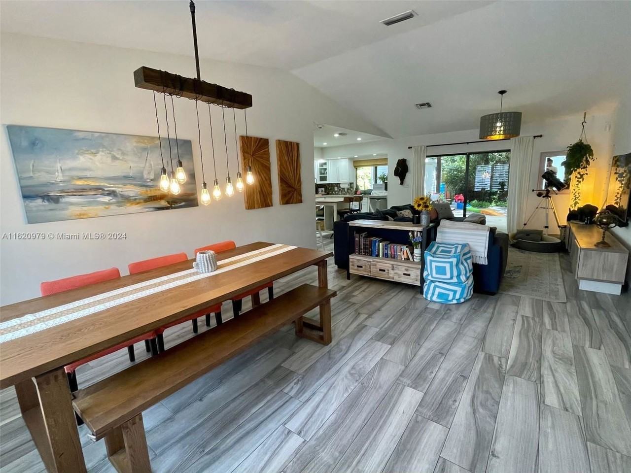 9301 Sw 165th St - Photo 2 of 8