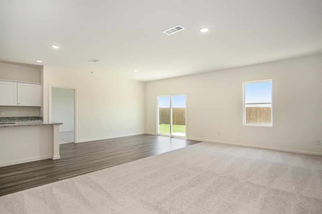 5541 Ladytown Ln - Photo 7 of 25