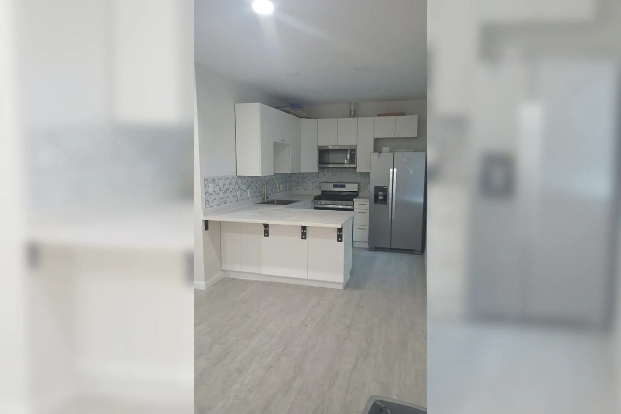 4009 50th St - Photo 2 of 34