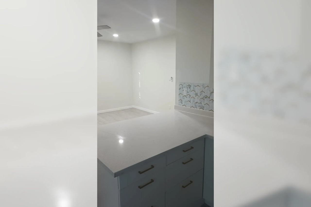 4009 50th St - Photo 3 of 34