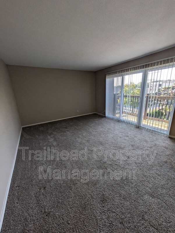 5880 W 58th St #301 - Photo 4 of 11