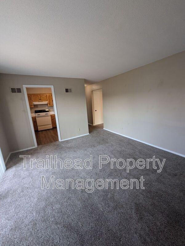 5880 W 58th St #301 - Photo 7 of 11