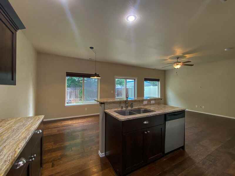8756 W Evening Star Ln - Photo 3 of 21
