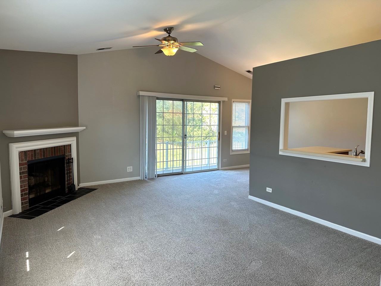 1889 Pebble Beach Cir #A - Photo 3 of 23