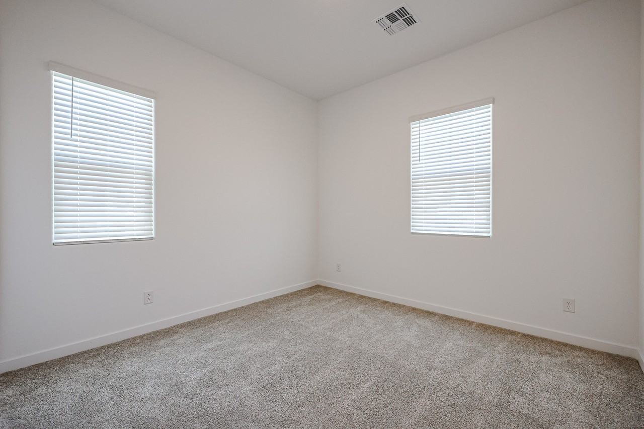 3801 E Rainbow Dr - Photo 6 of 41