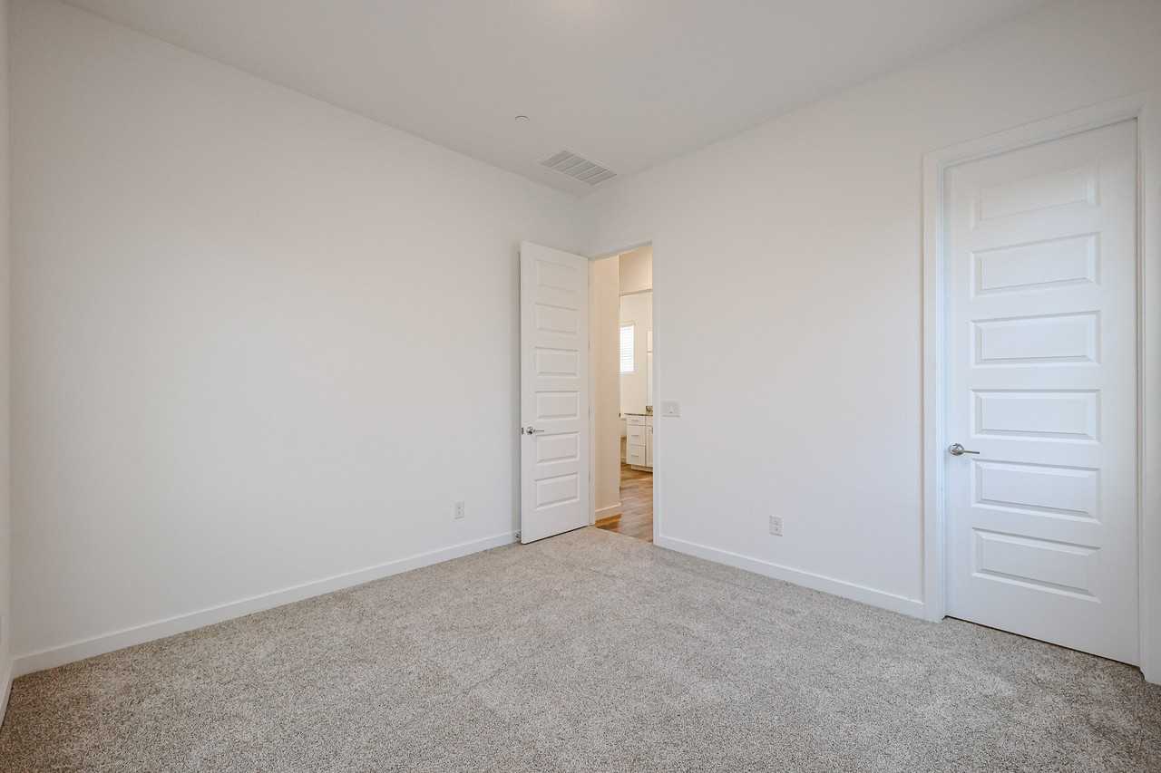 3801 E Rainbow Dr - Photo 7 of 41