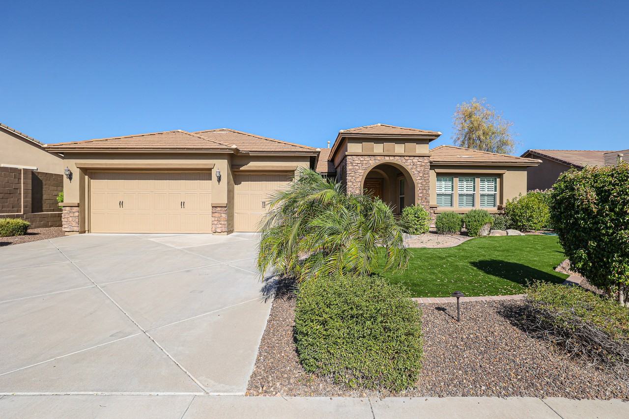 5529 W Parsons Rd - Photo 2 of 50